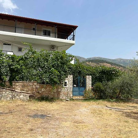 Apartments Aneta'S House ฮีมาเรอ ภายนอก รูปภาพ