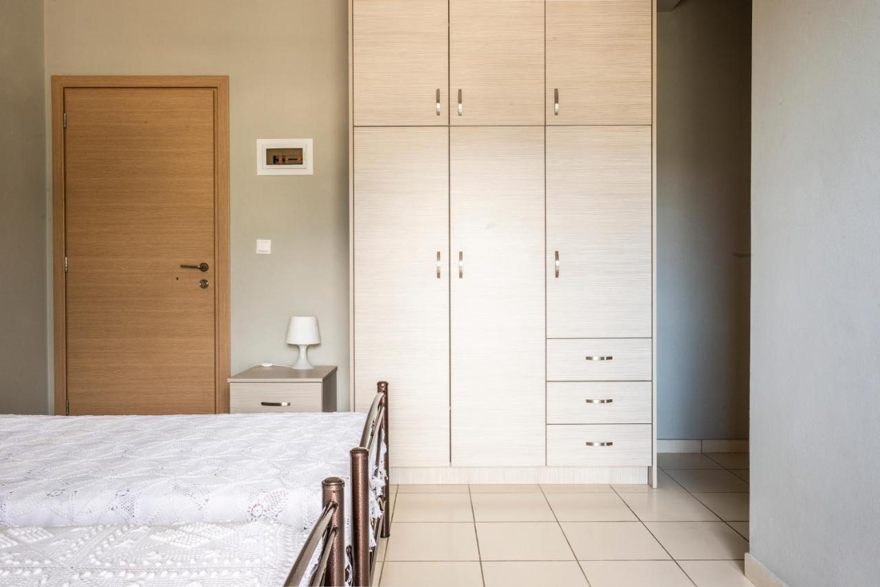 Apartments Aneta'S House ฮีมาเรอ ภายนอก รูปภาพ