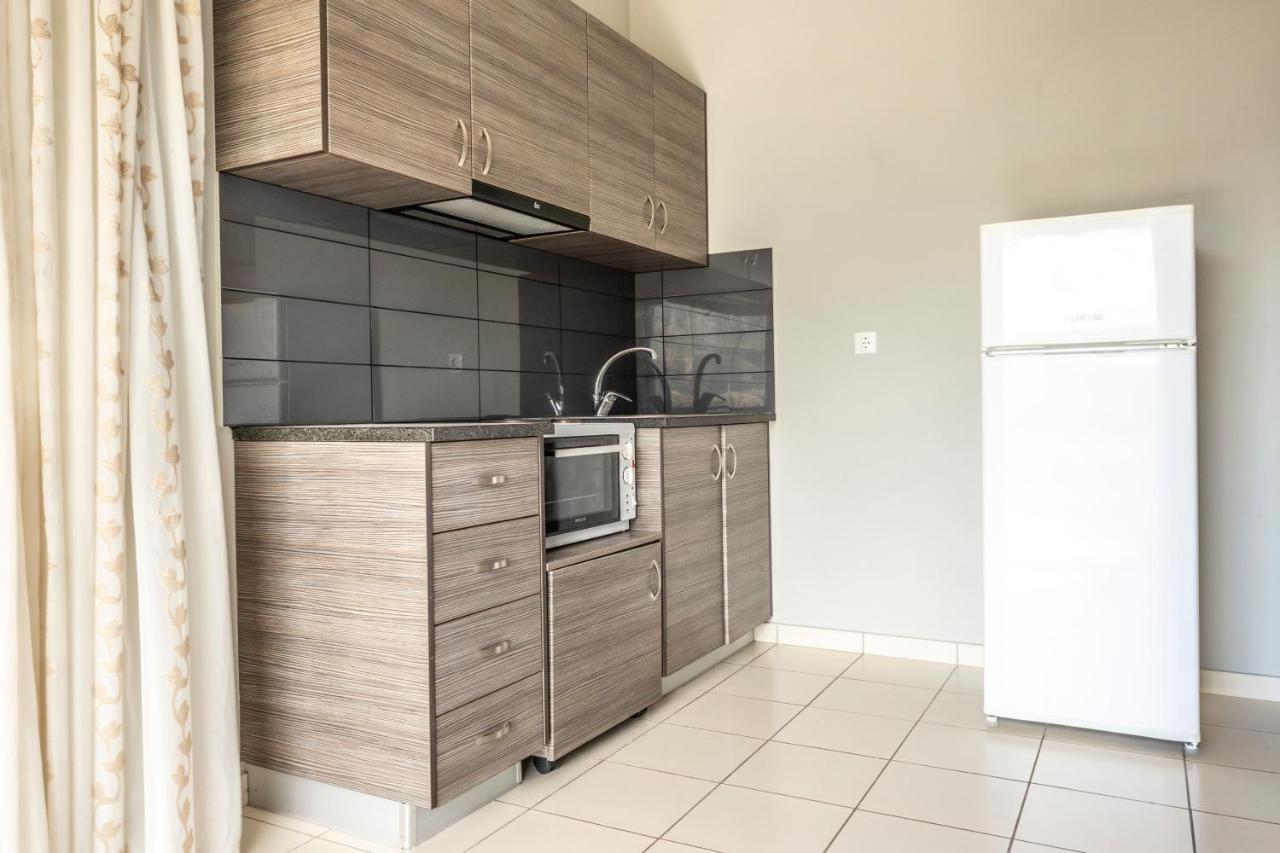 Apartments Aneta'S House ฮีมาเรอ ภายนอก รูปภาพ