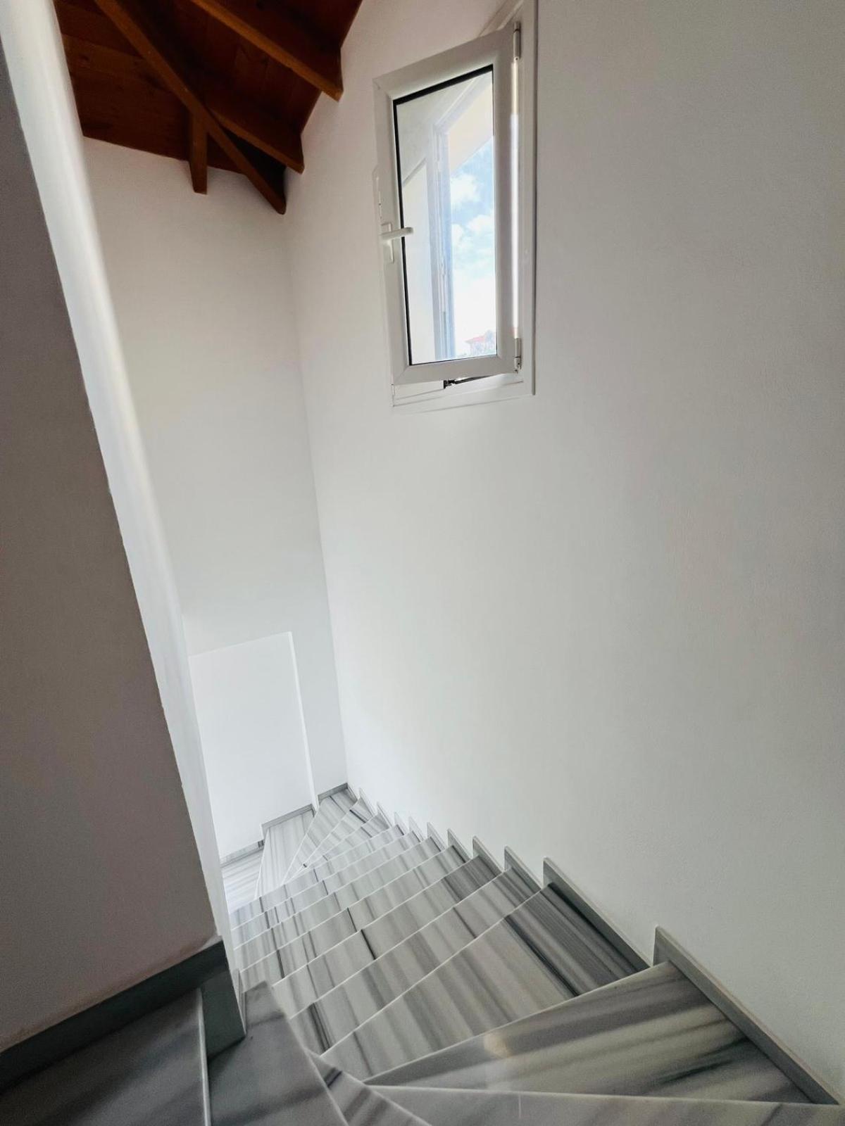 Apartments Aneta'S House ฮีมาเรอ ภายนอก รูปภาพ