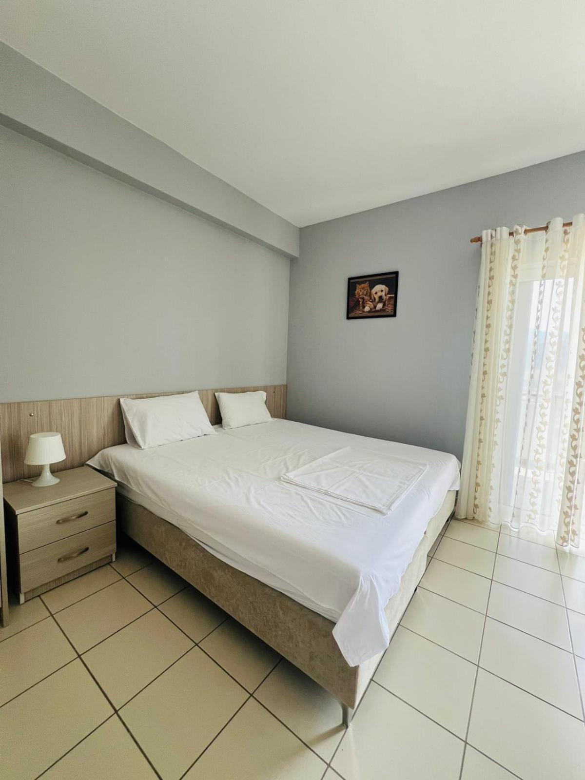 Apartments Aneta'S House ฮีมาเรอ ภายนอก รูปภาพ